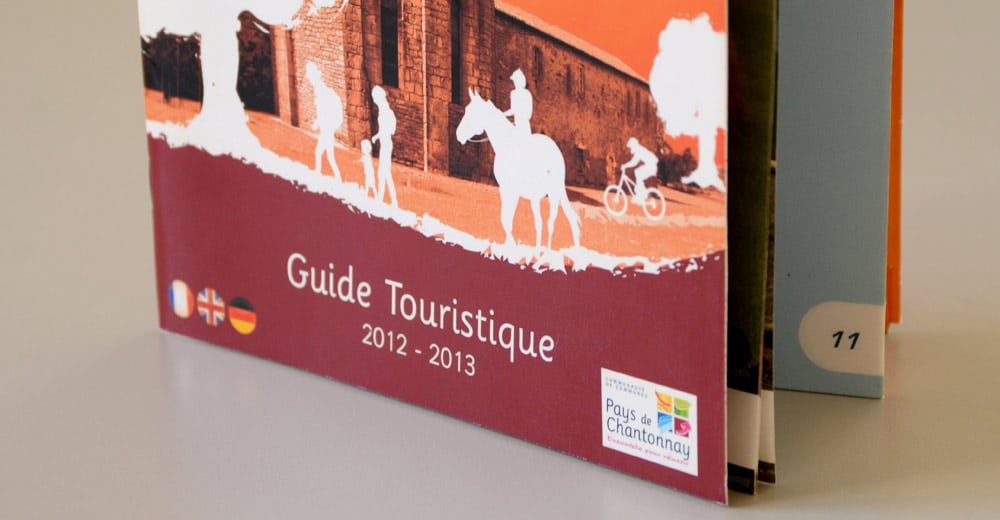 Couverture de la Brochure touristique de l'office de tourisme de Chantonnay